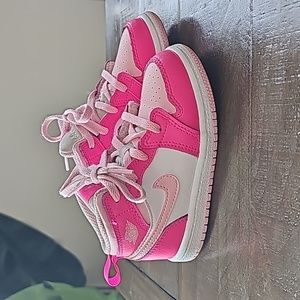 Hot pink Jordan's